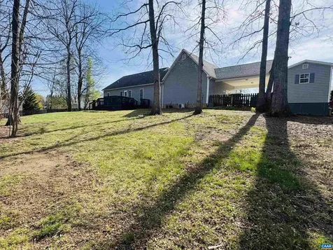 18 Forest View Lane Fishersville VA 22939