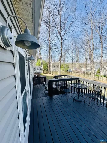 18 Forest View Lane Fishersville VA 22939