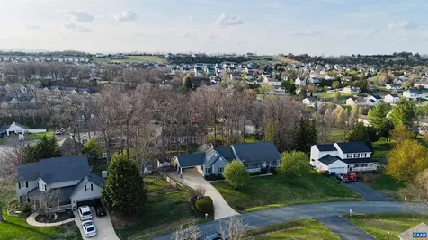 18 Forest View Lane Fishersville VA 22939