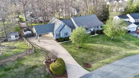 18 Forest View Lane Fishersville VA 22939