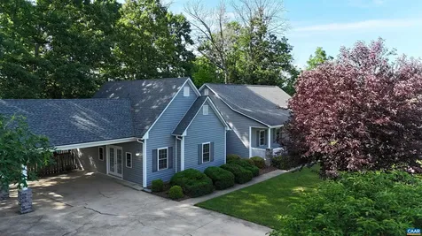 18 Forest View Lane Fishersville VA 22939
