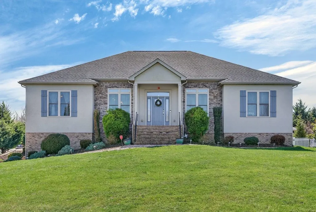 2005 Marigold Circle Rockingham VA 22801