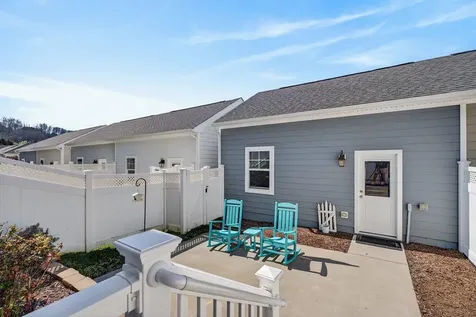 3390 Charleston Boulevard Rockingham VA 22801