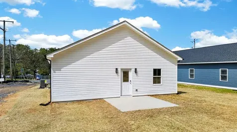 1303 East Main Street Waynesboro VA 22980
