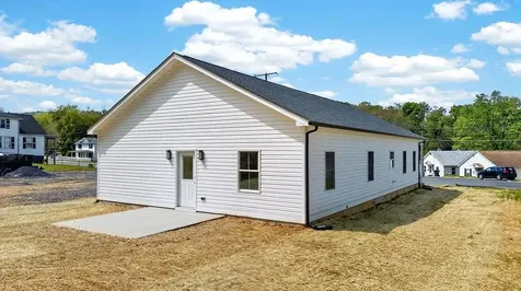 1303 East Main Street Waynesboro VA 22980