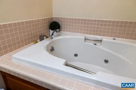 1808 High Ridge Ct Condos Wintergreen Resort VA 22967