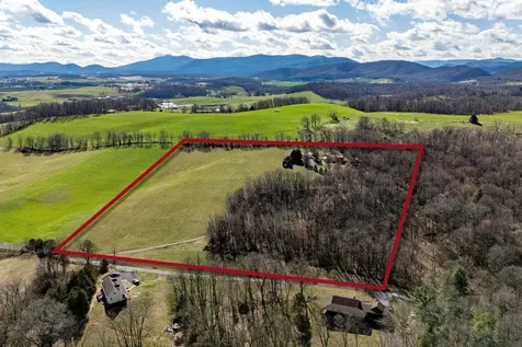 304 Big Valley Lane Mount Solon VA 22843