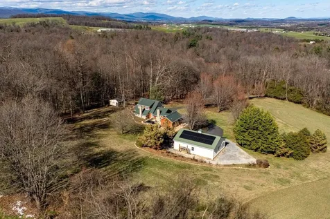 304 Big Valley Lane Mount Solon VA 22843