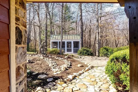 304 Big Valley Lane Mount Solon VA 22843