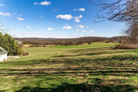 304 Big Valley Lane Mount Solon VA 22843