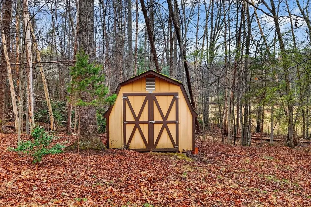 2705 Greenfield Road Afton VA 22920