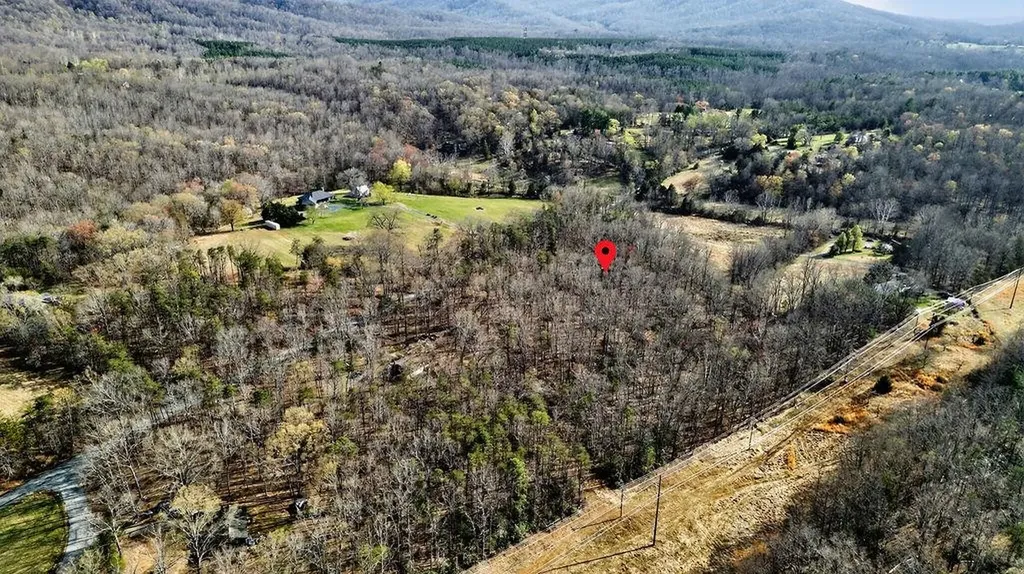 2705 Greenfield Road Afton VA 22920