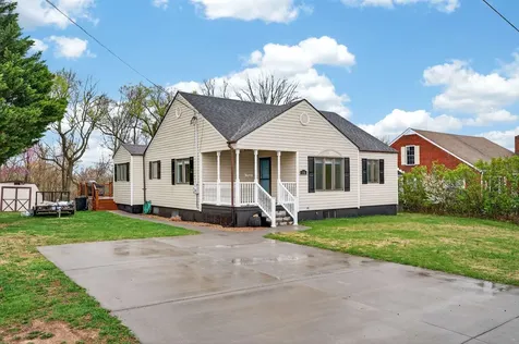 106 Shenandoah Avenue Shenandoah VA 22849