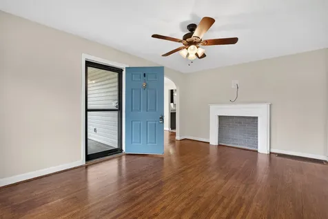 106 Shenandoah Avenue Shenandoah VA 22849