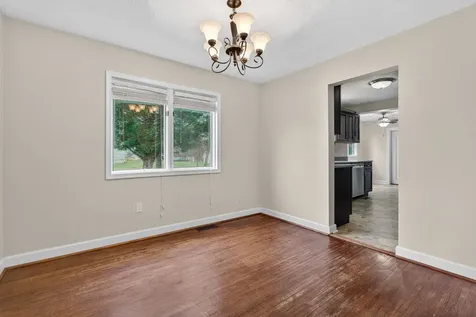 106 Shenandoah Avenue Shenandoah VA 22849
