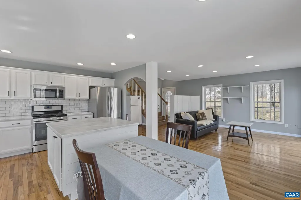 379 Fox Ridge Lane Palmyra VA 22963