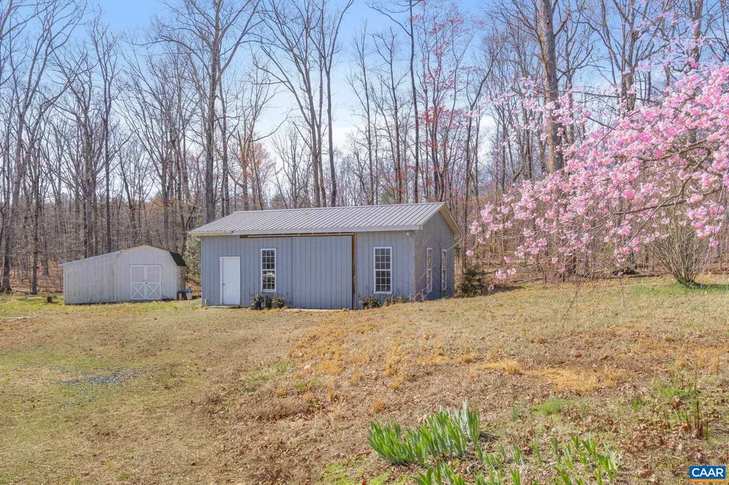 379 Fox Ridge Lane Palmyra VA 22963