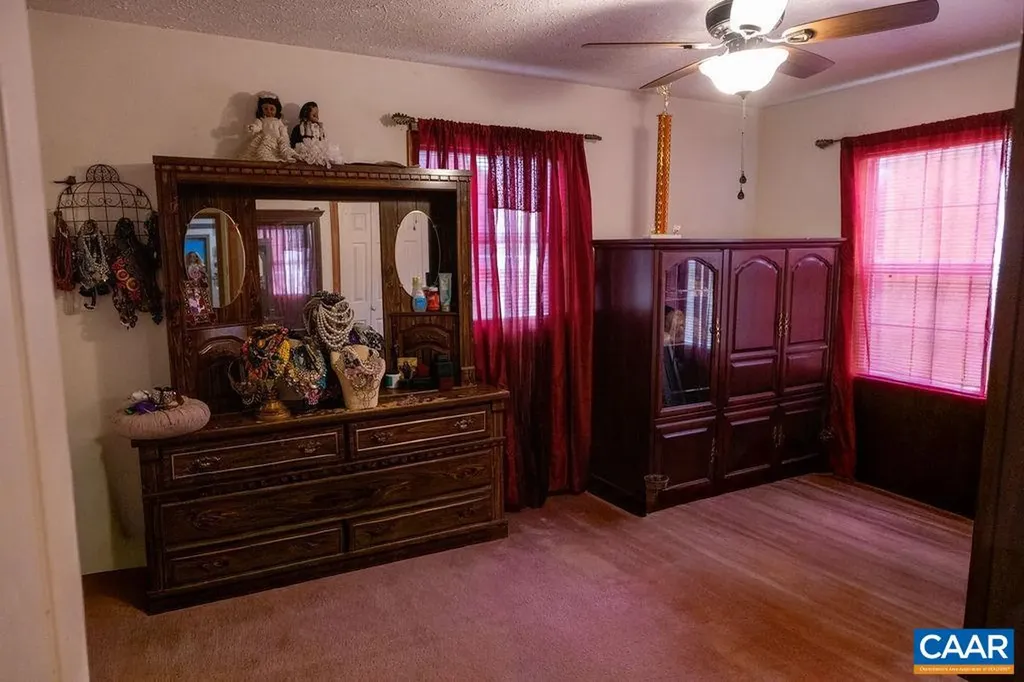 5705 Louisa Road Keswick VA 22947