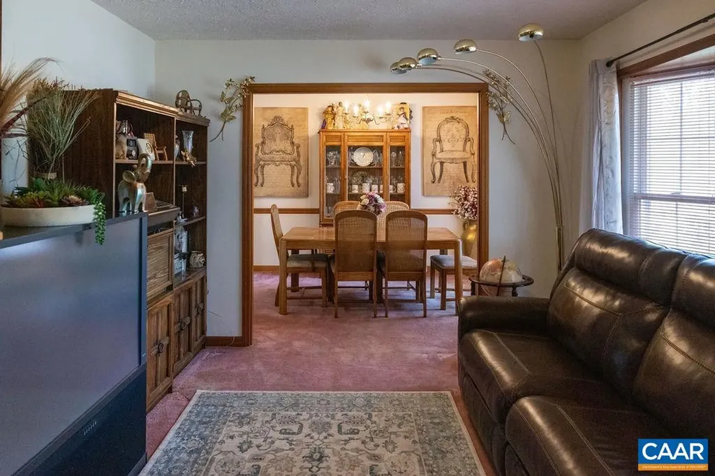 5705 Louisa Road Keswick VA 22947