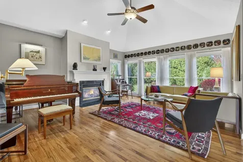 204 Rose Hill Circle Staunton VA 24401