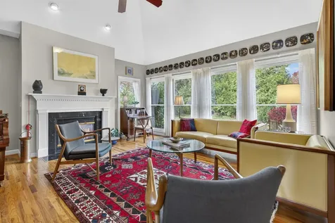 204 Rose Hill Circle Staunton VA 24401