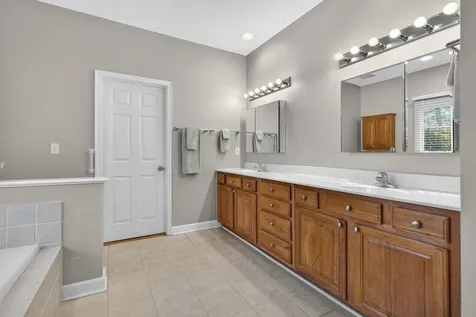 204 Rose Hill Circle Staunton VA 24401