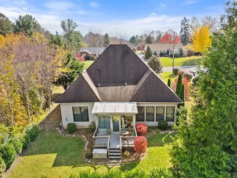 204 Rose Hill Circle Staunton VA 24401