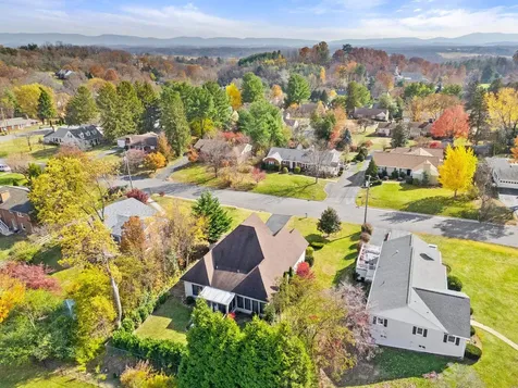 204 Rose Hill Circle Staunton VA 24401