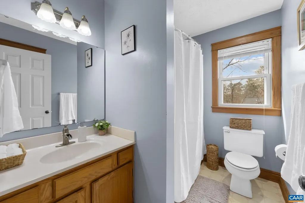 31 Lafayette Drive Palmyra VA 22963