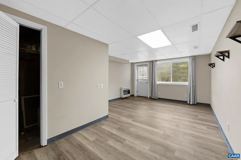 31 Lafayette Drive Palmyra VA 22963