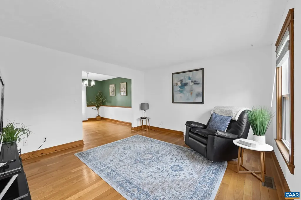 31 Lafayette Drive Palmyra VA 22963