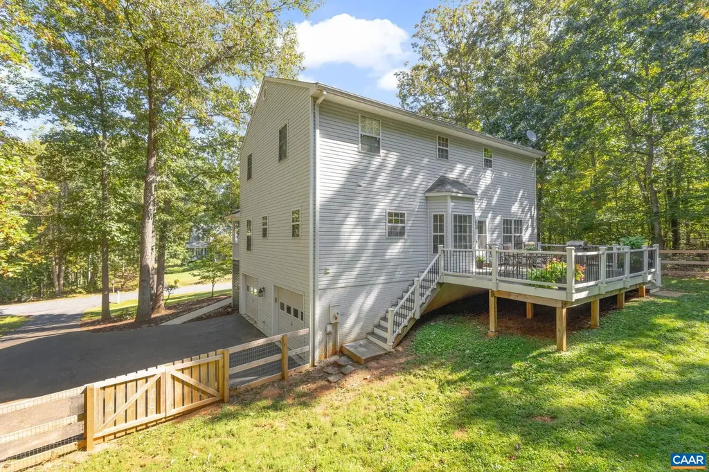 442 Rosewood Drive W Barboursville VA 22923