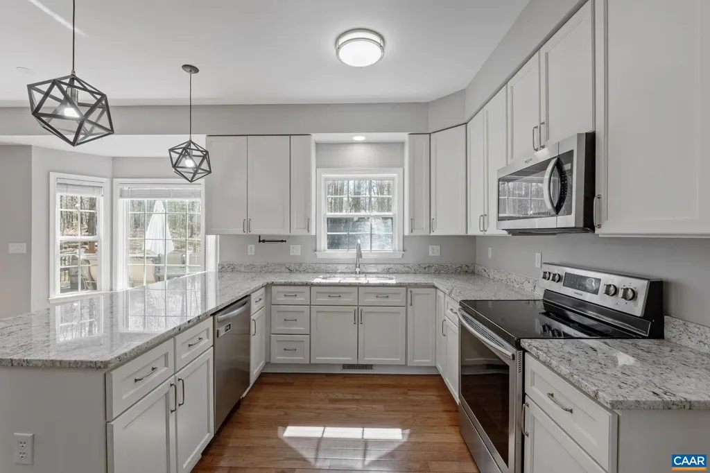 442 Rosewood Drive W Barboursville VA 22923