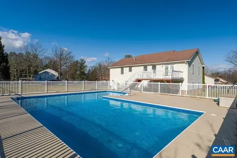 43 Dogwood Road Stuarts Draft VA 24477
