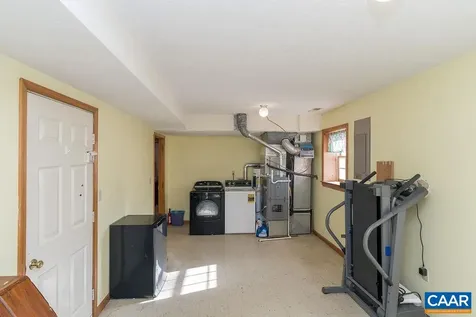43 Dogwood Road Stuarts Draft VA 24477