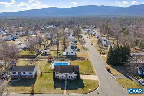 43 Dogwood Road Stuarts Draft VA 24477