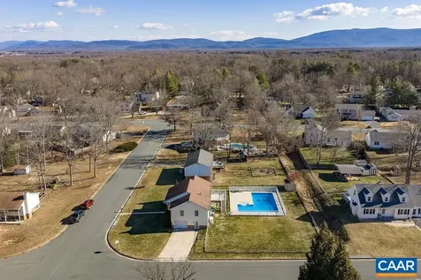 43 Dogwood Road Stuarts Draft VA 24477