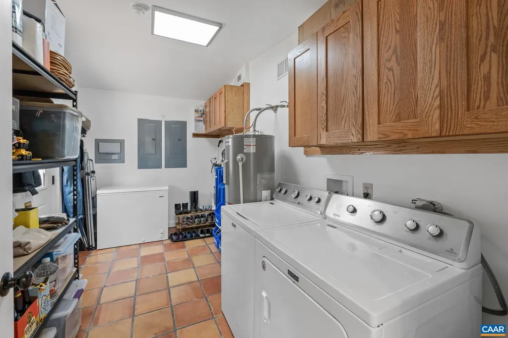 3205 Polecat Creek Lane Scottsville VA 24590
