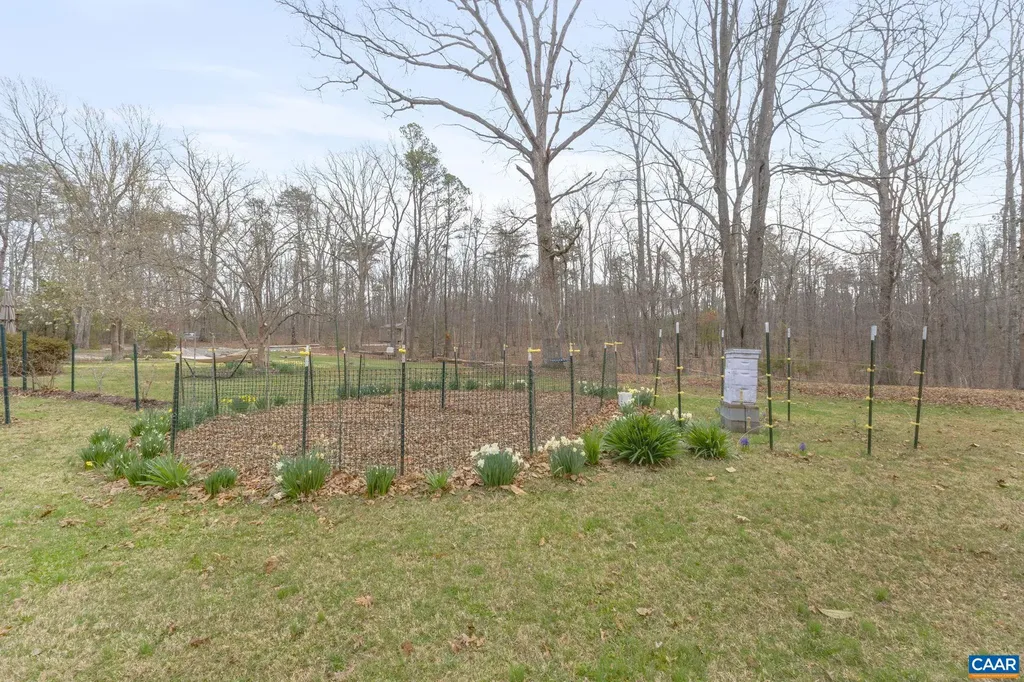 3205 Polecat Creek Lane Scottsville VA 24590