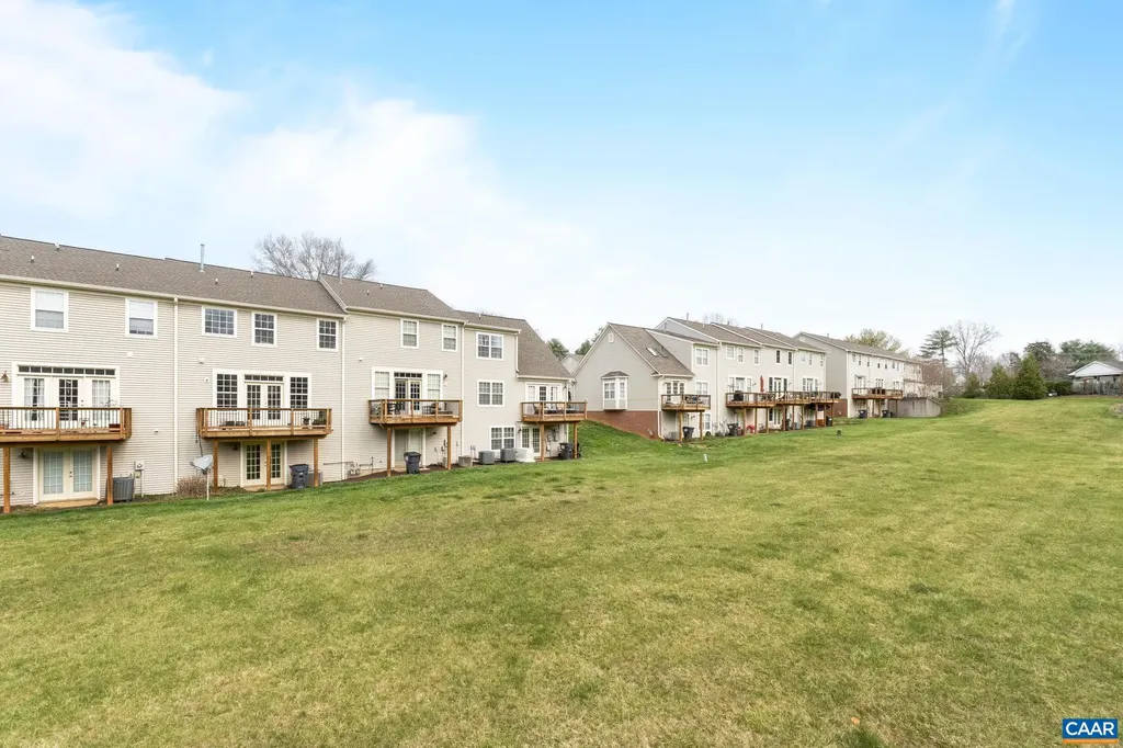 1033 Somer Chase Court Charlottesville VA 22911