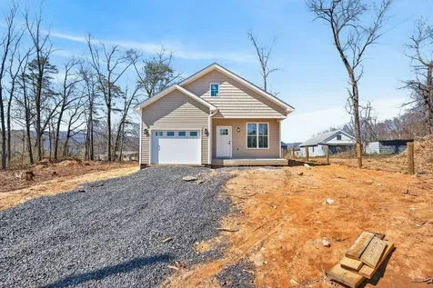 487 Pocahontas Avenue Shenandoah VA 22849