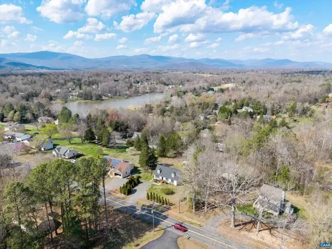 5343 Amicus Road Ruckersville VA 22968