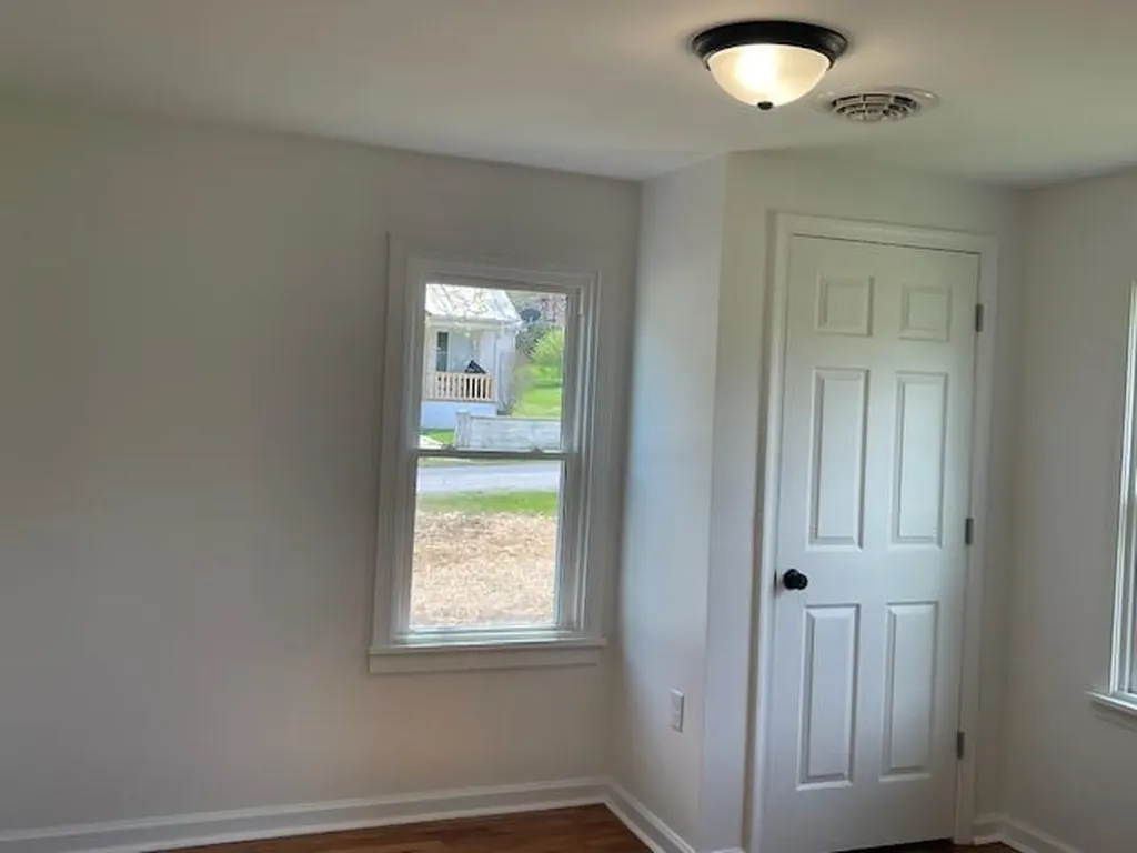 336 Railroad Avenue W Craigsville VA 24430