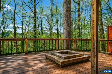 102 Slate Place Charlottesville VA 22902