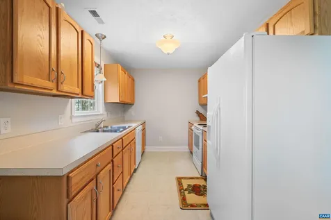137 Diamond Court Harrisonburg VA 22801