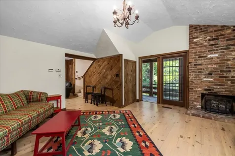 6614 Middlebrook Road Raphine VA 24472
