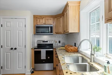 6614 Middlebrook Road Raphine VA 24472