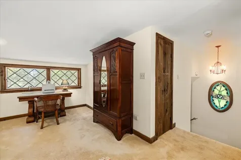 6614 Middlebrook Road Raphine VA 24472