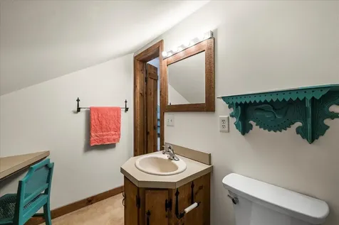 6614 Middlebrook Road Raphine VA 24472