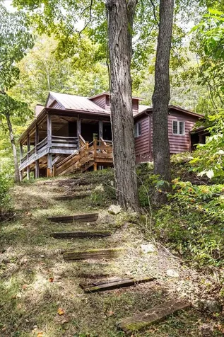 6614 Middlebrook Road Raphine VA 24472